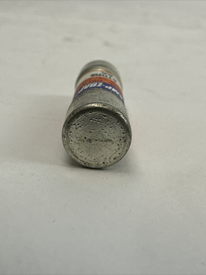 FERRAZ SHAWMUT ATDR8 AMP-TRAP 2000 CLASS CC FUSE 8AMP 600VAC 300VDC (LOT OF 4)