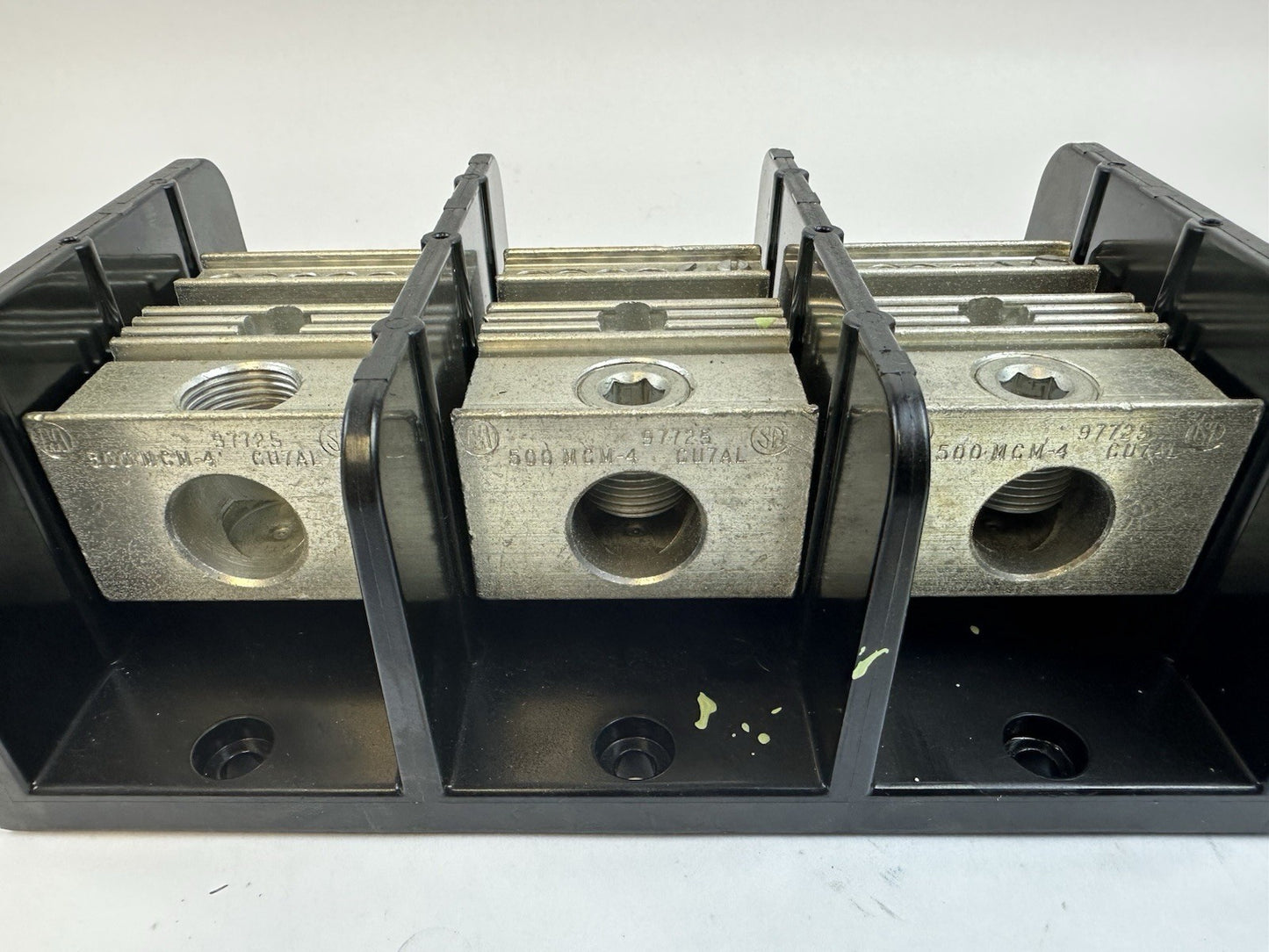SQUARE D TERMINAL BLOCK 9080 LBA365112 380A 600V 3P