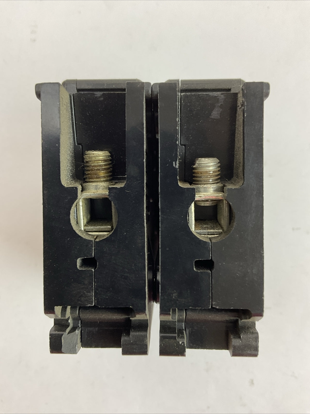 THOMAS & BETTS TB230 30AMP 120/240VAC 2POLE CIRCUIT BREAKER