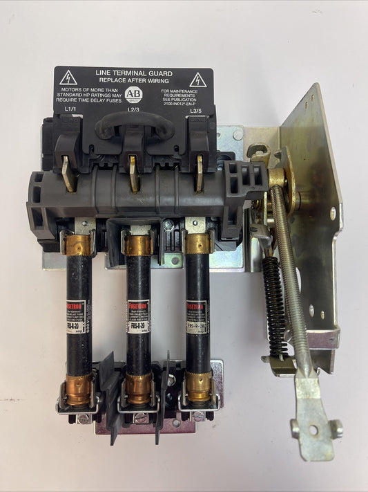 ALLEN BRADLEY 1494V-DS30 FUSIBLE DISCONNECT SWITCH SER D 30A 600VAC 20HP 250VDC