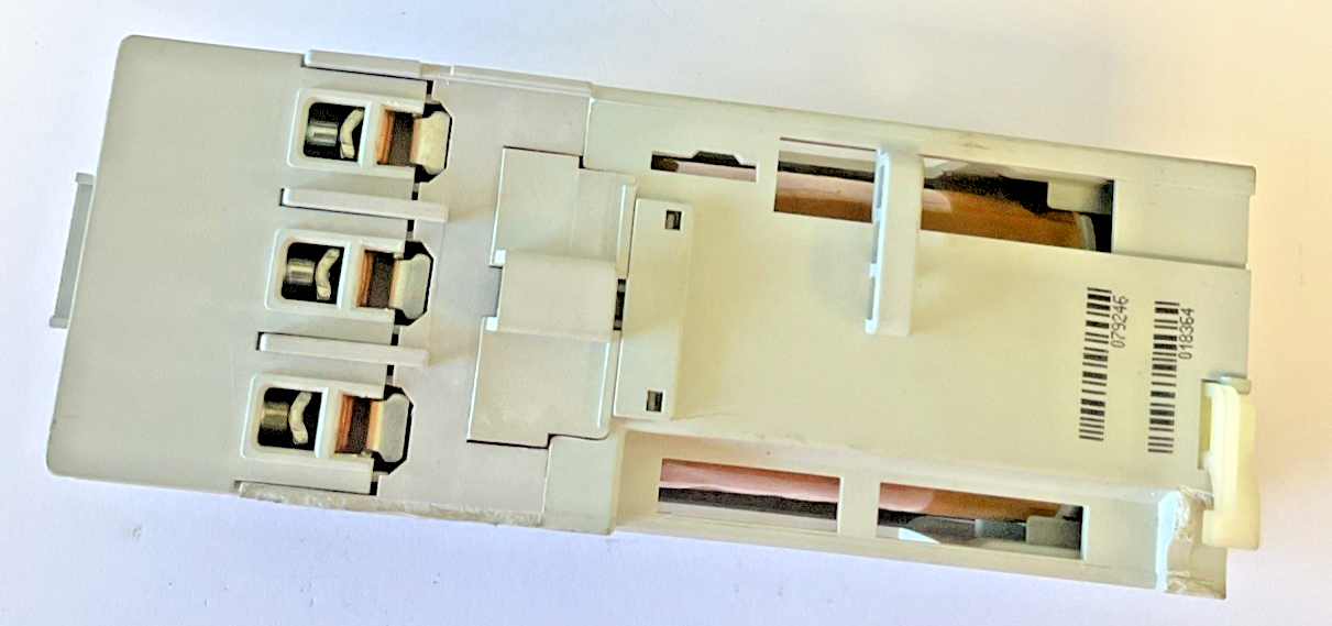 ALLEN BRADLEY 100-C43D*00 CONTACTOR SER.A 600VAC 75A