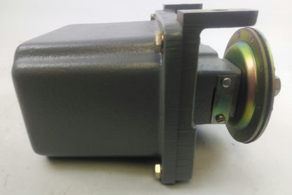 SQUARE D 9012 GAR1 - ELECTROMECHANICAL PRESSURE SWITCH - NEW SURPLUS