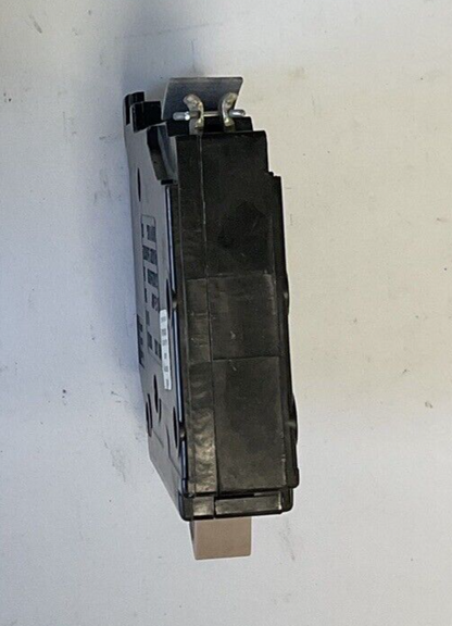 CUTLER HAMMER CH160 CIRCUIT BREAKER 60A 120/240VAC CLASS CTL TYPE CH