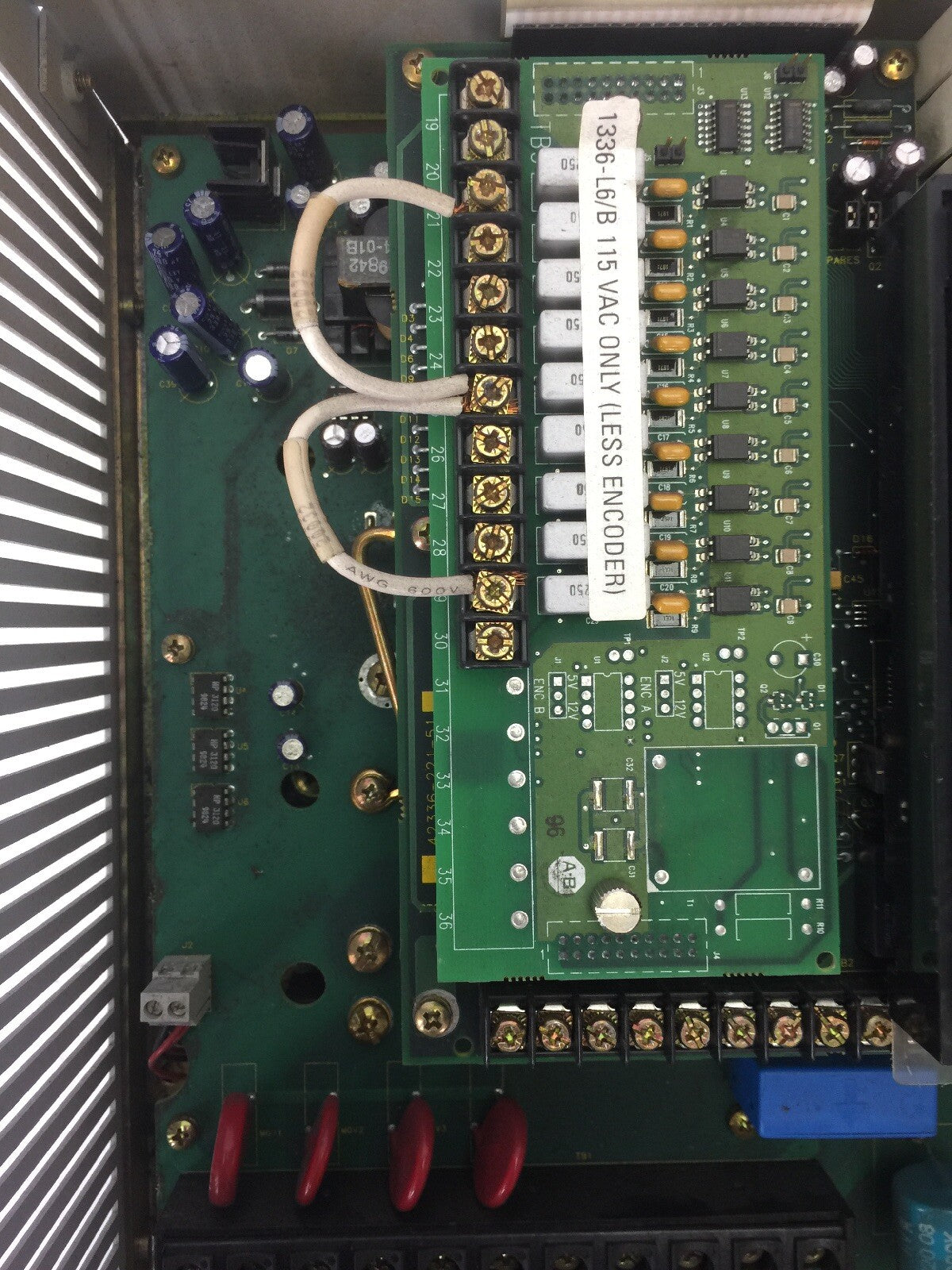 ALLEN BRADLEY 1336S-BRF100-AA-EN4-HA2-L6 DRIVE AC INPUT 380/480V AC OUTPUT 460V