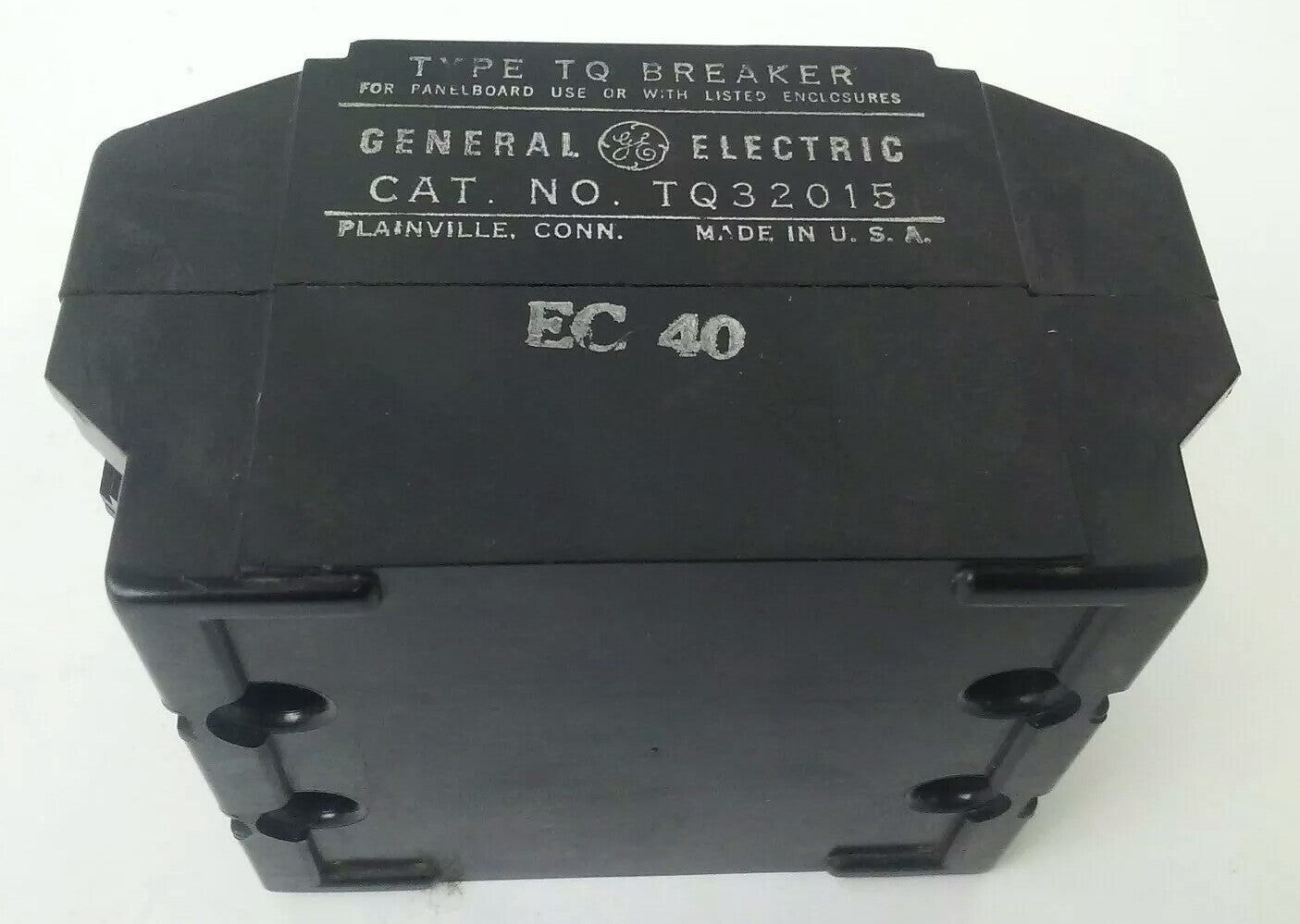 GENERAL ELECTRIC TQ32015 CIRCUIT BREAKER 3P 240VAC 15A TYPE TQ