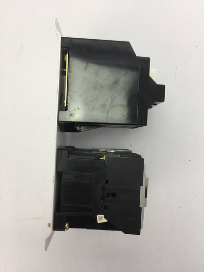 ALLEN BRADLEY 105-A09NDJ0V REVERSING STARTER 100-A09ND3 600VAC 9A 592-J0V16 W33