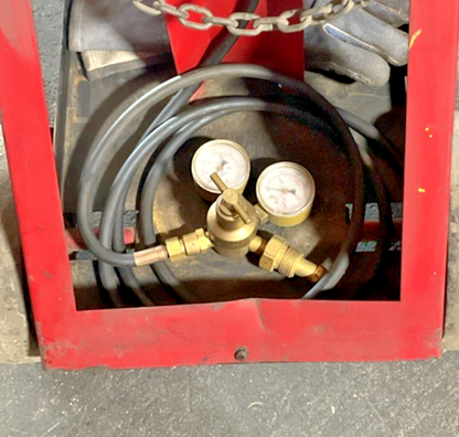LINCOLN SP-135T MIG WELDER 90A 120V 25-135A W/GAUGES, GUN, HOSE, GLOVES , CLAMP