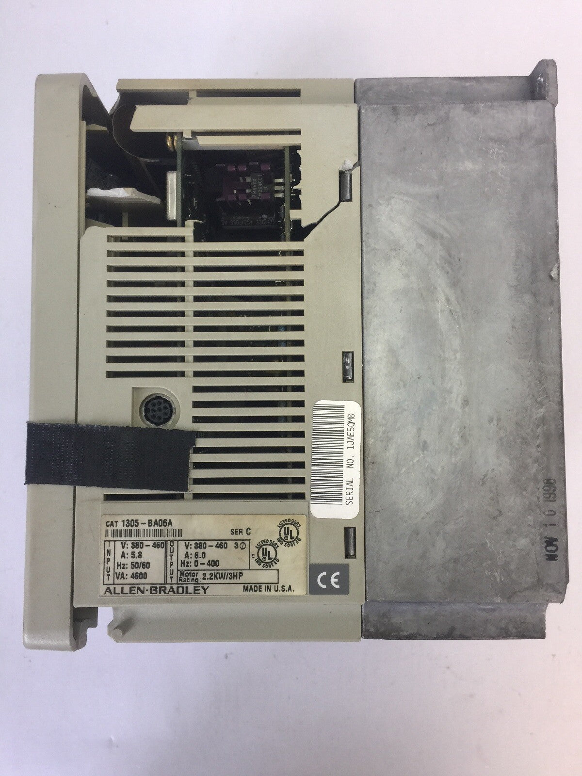 ALLEN BRADLEY 1305-BA06A AC DRIVE INPUT 380-460V 5.8A OUTPUT 380-460V 6.0A 3HP