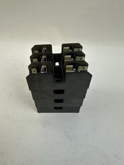 BUSS BC6033SQ 30A 600V FUSEHOLDER LOT OF 4