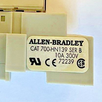 ALLEN BRADLEY 700-HN139 SOCKET 10A 300V W/ 700HF34Z24-4 RELAY 12A 24VDC SER.C