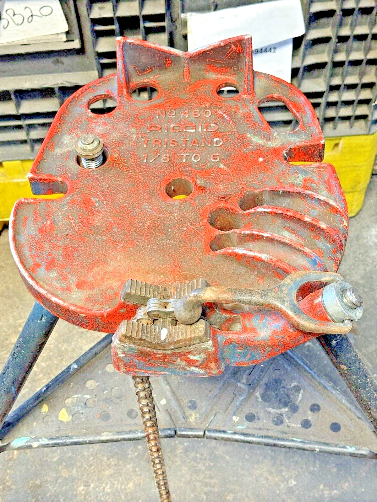 RIDGID - 700-12 - POWER DRIVE PIPE THREADER W/ STAND/BUCKET/DIE HEADS +SEE BELOW