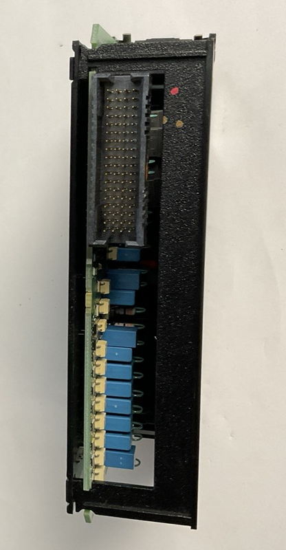 ALLEN BRADLEY 1756-OA16 SER A FW 3.2 16 PT D/O MODULE OUTPUT 50/60HZ