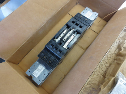 GE AMC6EY CIRCUIT BREAKER MODULE, MODEL 1 - 200A, 6-POLE, 480Y/MAX