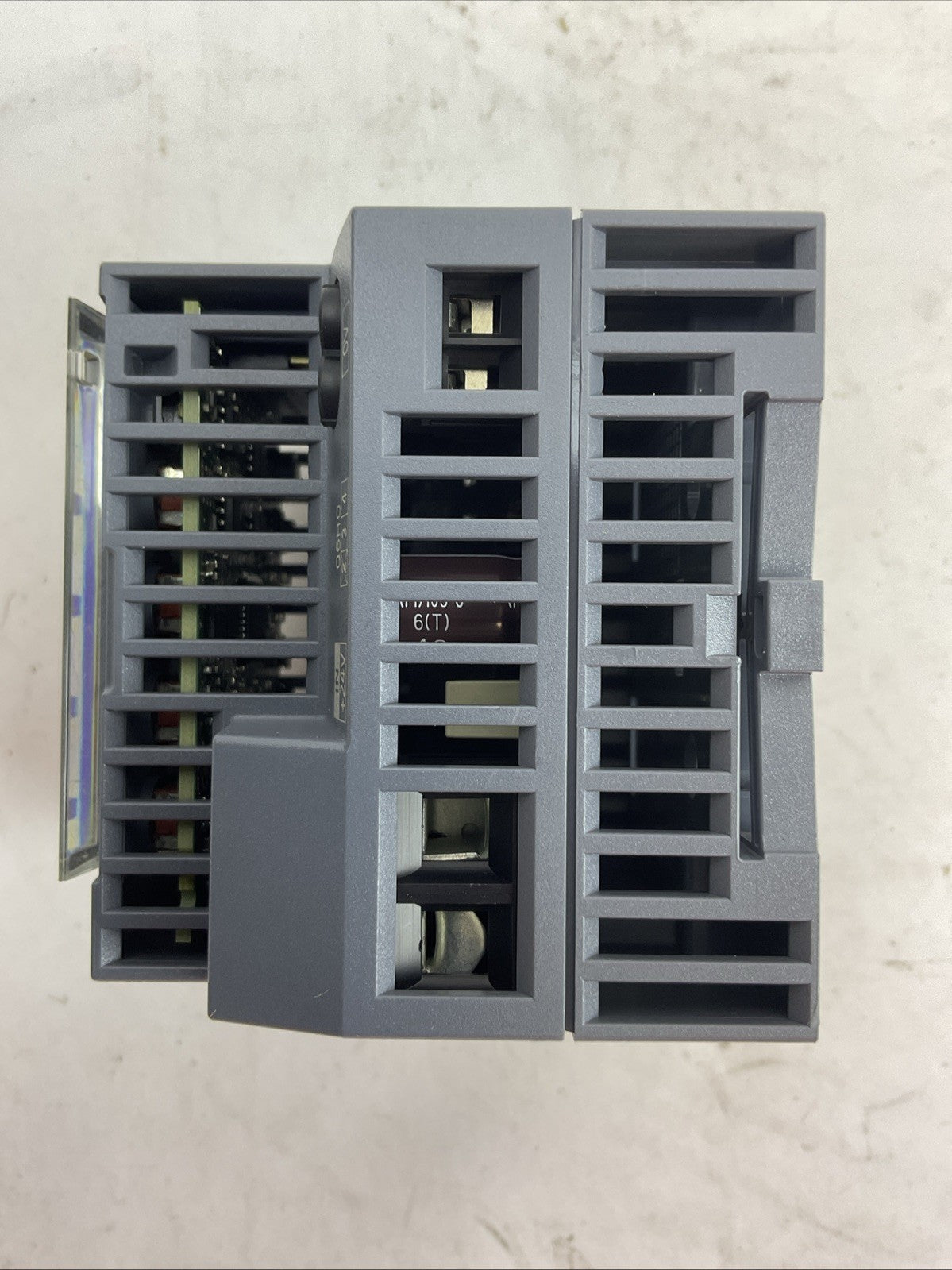 SIEMENS 1P 6EP1961-2BA11 SITOP PSE200U SELECTIVITY MODULE OUTPUT 4xDC 24V 12A
