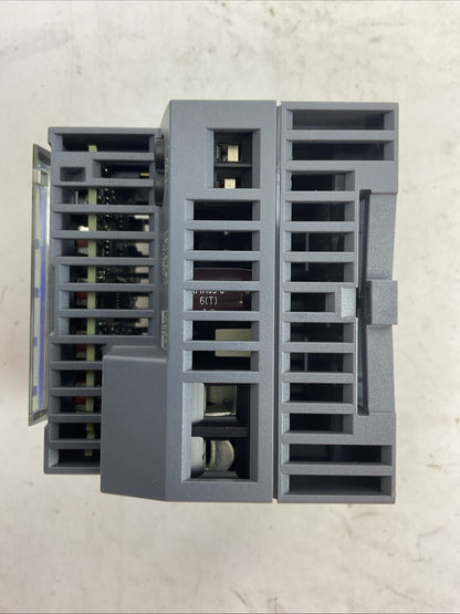 SIEMENS 1P 6EP1961-2BA11 SITOP PSE200U SELECTIVITY MODULE OUTPUT 4xDC 24V 12A