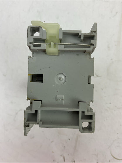 ALLEN BRADLEY 100-C37D*00 SER C CONTACTOR 600VAC 60A 3PH 30HP 24VDC COIL