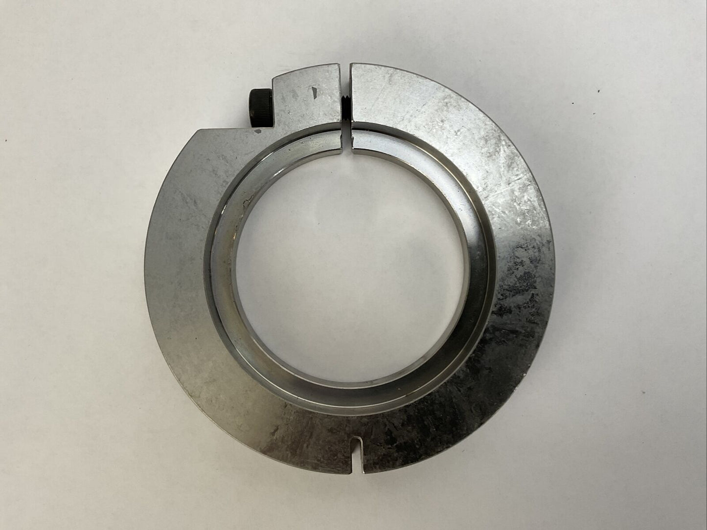 SEW EURODRIVE 06437346 SPLIT RING 26 LB.FT 35Nm