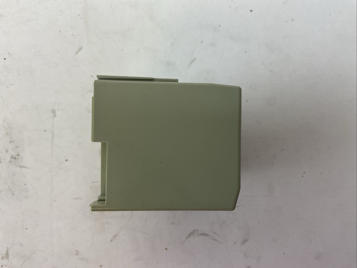 ALLEN BRADLEY 1794-OB16 SER A REV B01 OUTPUT MODULE