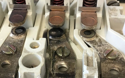 WESTINGHOUSE AC LIGHTING CONTACTOR A202K1EA MODEL J 6710C54G34
