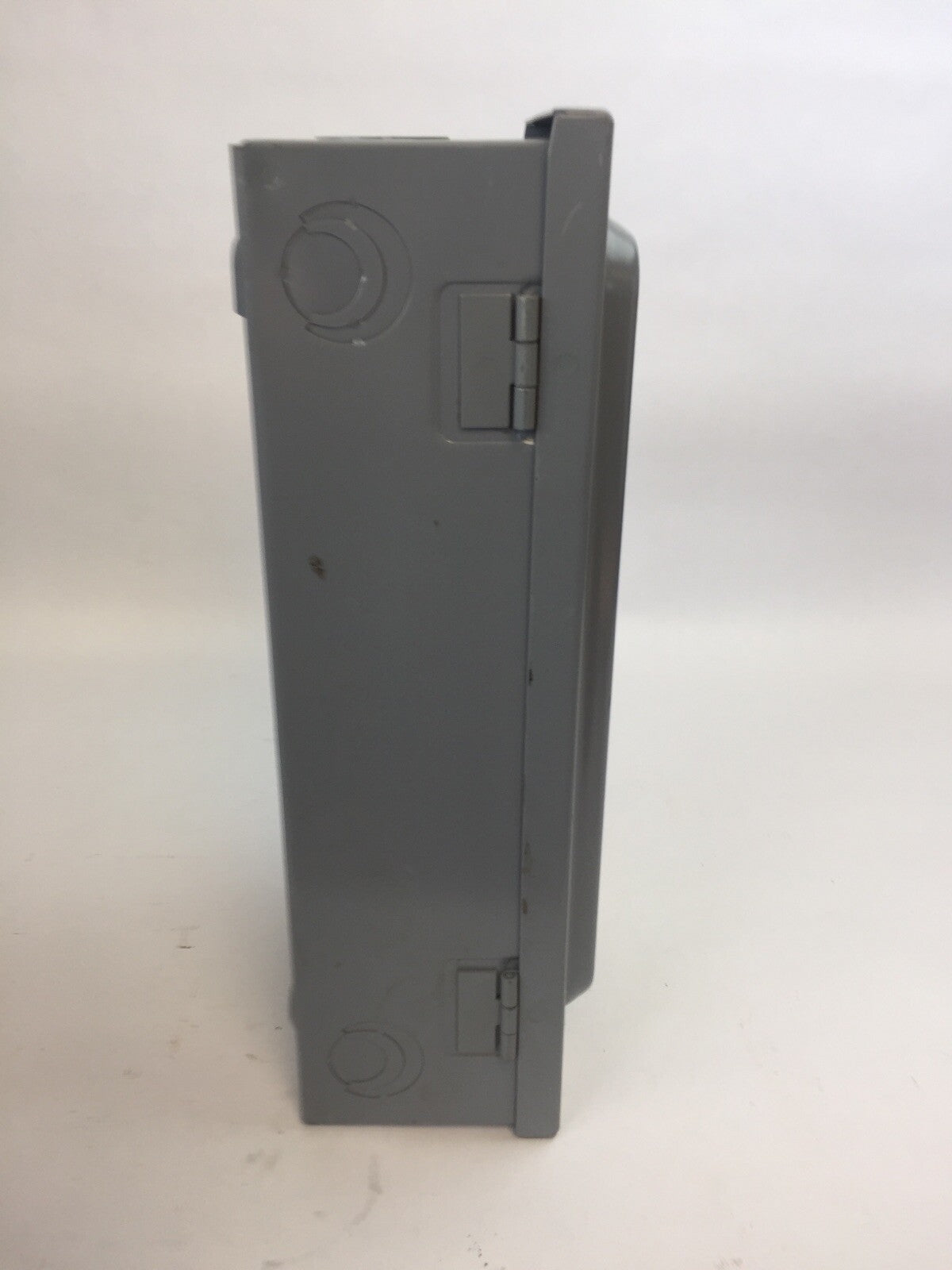 SQUARE D HU361EI NON FUSIBLE SAFETY SWITCH 30AMP 600VAC 600VDC SERIES F05 TYPE 1