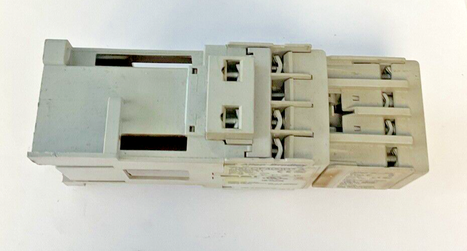 ALLEN BRADLEY 700-CF400D* SER.A W/ 100-F SER.B CONTACTOR 600V 25A 3PH **LOTOF2**