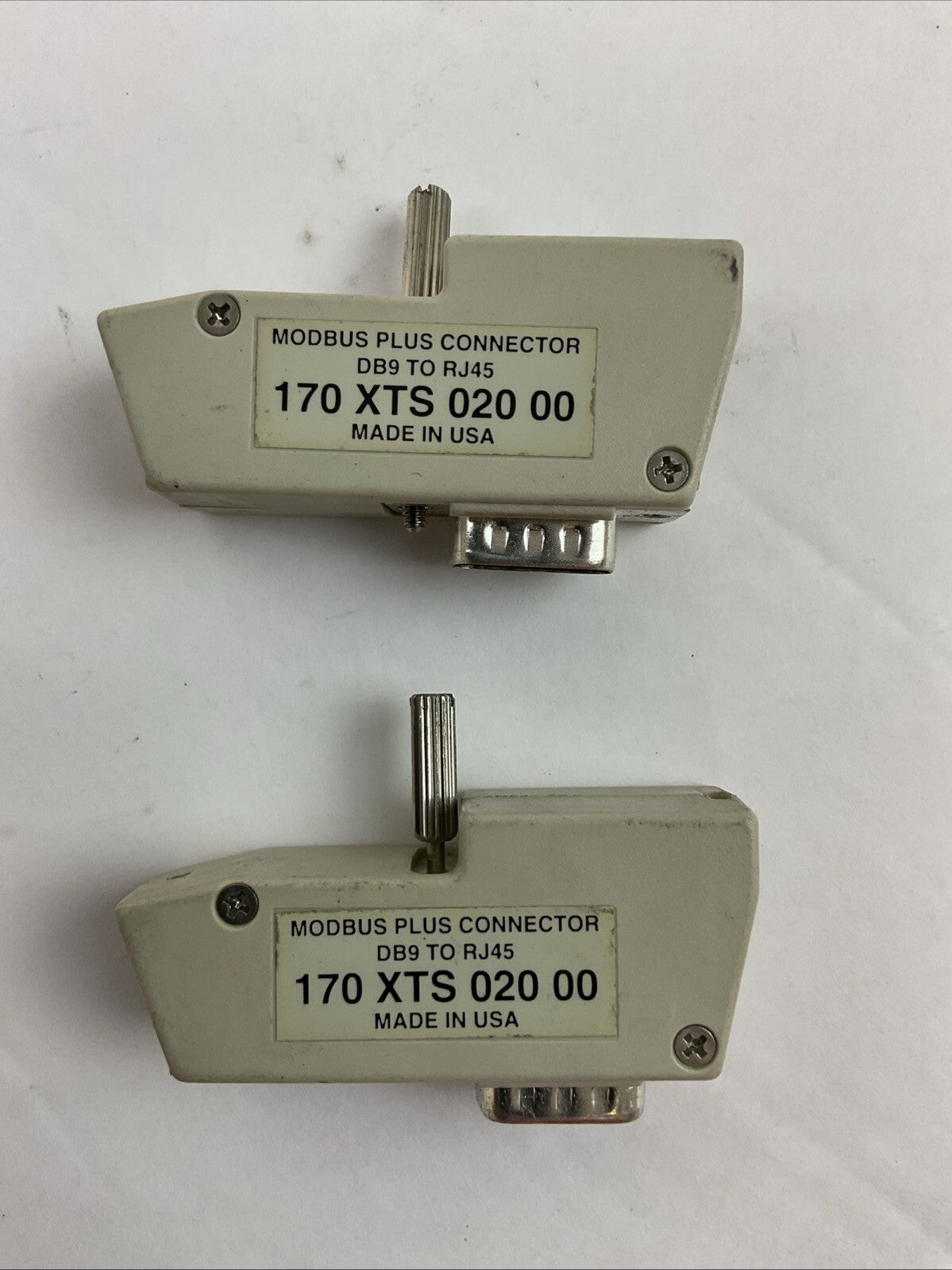 SCHNEIDER 170 XTS 020 00 MODBUS PLUS CONNECTOR DB9 TO RJ45 (LOT OF 2)