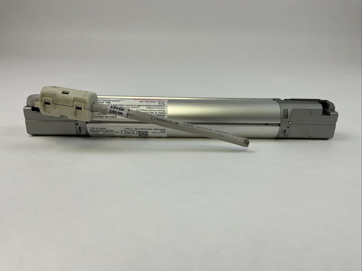 KEYENCE SL-V23F-T LIGHT CURTAIN TRANSMITTER 24VDC 83mA CLASS 2