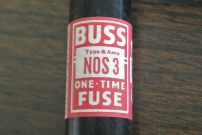 BUSS / BUSSMANN NOS3 FUSE / 600V / 3A / NEW SURPLUS