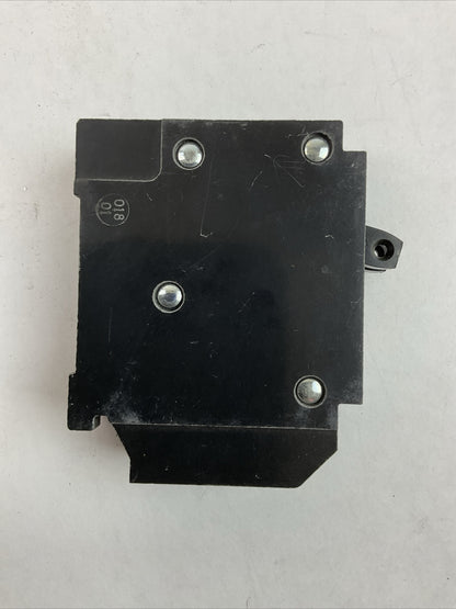 SQUARE D HOMT1515 MINITURE CIRCUIT BREAKER 15/15AMP 120/240VAC (LOT OF 3)