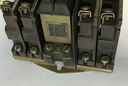 SYLVANIA 5UH4-2-76 LATCHING RELAY 4 CONTACTS 2N.O./2N.C. 600VAC 120VOLTS 60HZ