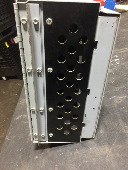 GE SPECTRA SERIES ADS32400HM FUSIBLE SWITCH UNIT 240VAC 250VDC 400A 3P 125HP