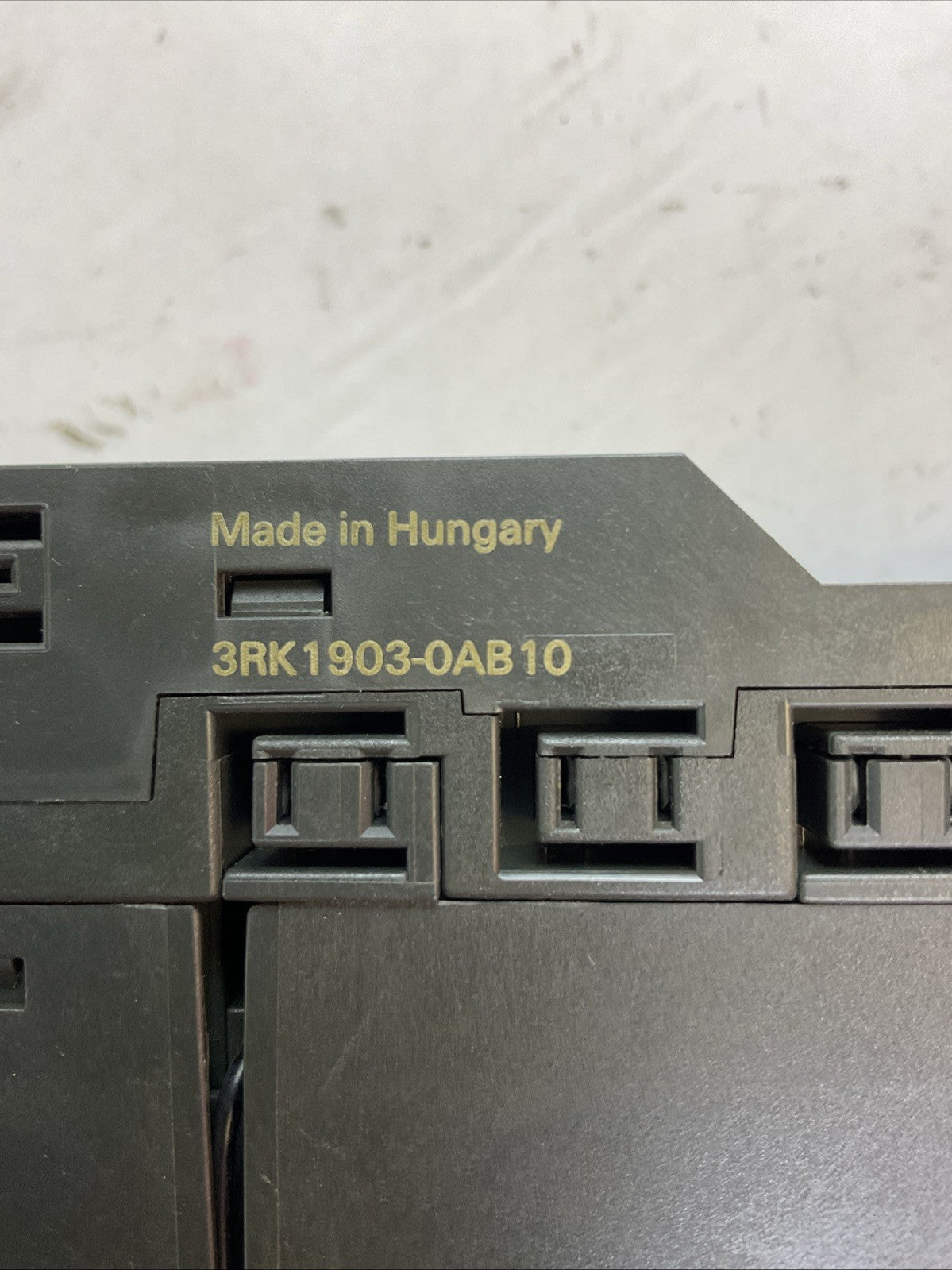 SIEMENS STARTER 3RK1301-0DB00-0AA2 3RV1011-0DA10 3RH1911-1AA01 3RK1903-0AB10
