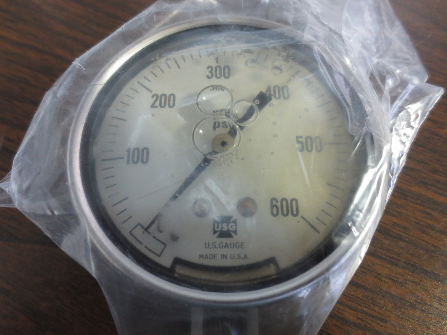 USG / AMETEK 154599 / GRAINGER 1X698 LIQUID-FILLED GAUGE - 2-1/2" 1/4 ANPT 0-600