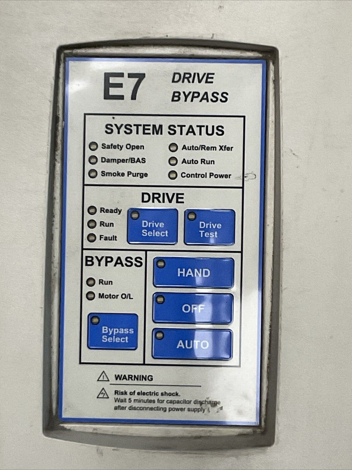 YASKAWA E7NVD024CGXY3 E7 DRIVE BYPASS OUTPUT 0-200VAC 3PH 24.2A INPUT 200VAC 3PH