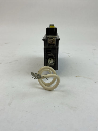 SQUARE D HOM120AFI ARC FAULT CIRCUIT BREAKER 1POLE 20AMP 120VAC