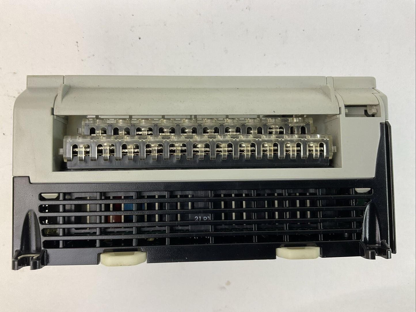 ALLEN BRADLEY 1764-24BWA SER A REV A MICROLOGIX 1500 BASE UNIT INPUT 24VDC