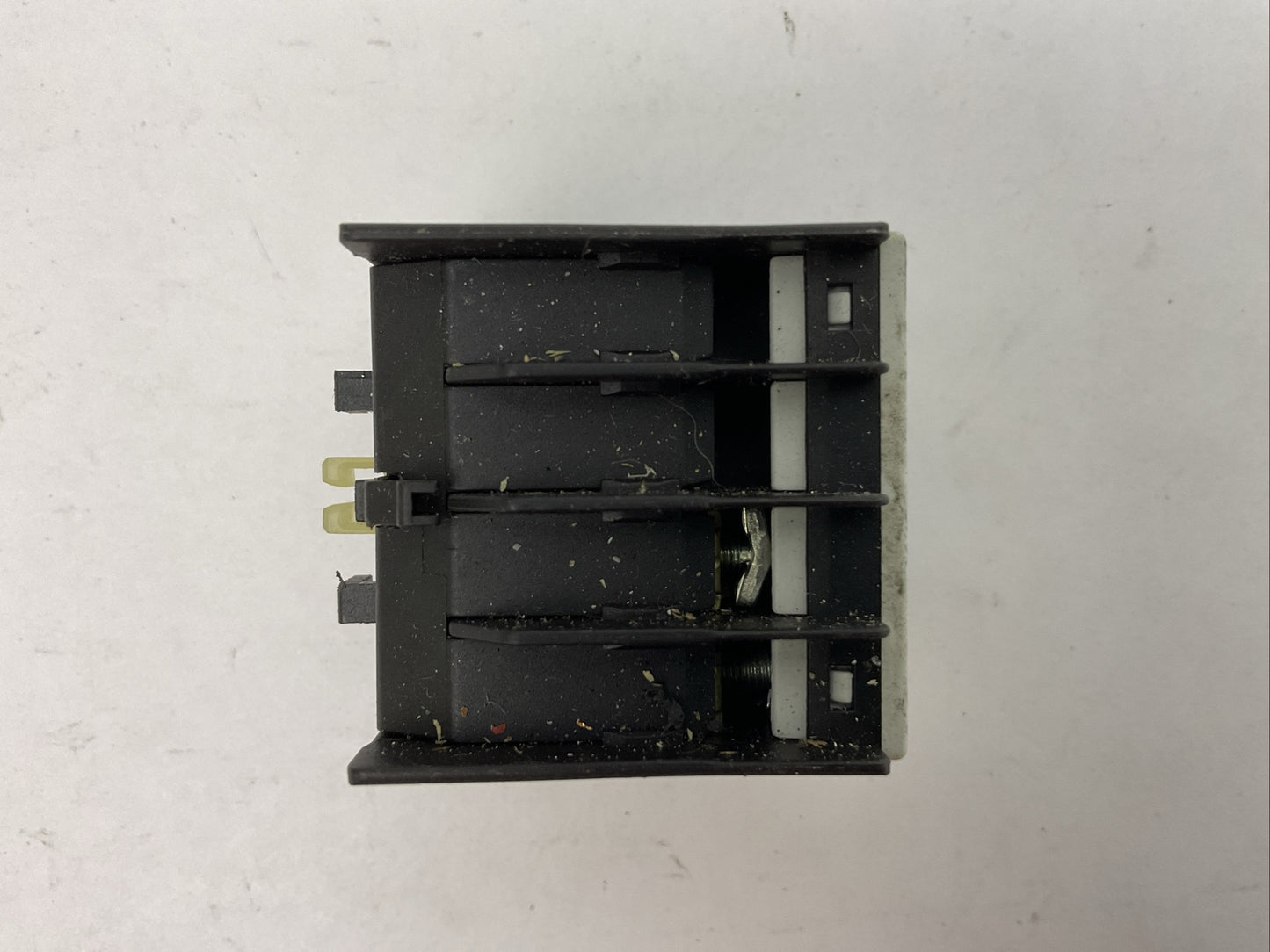 SIEMENS 3RH1911-1FA11 AUXILIARY CONTACT BLOCK 10A 240V GEN. USE (LOT OF 3)
