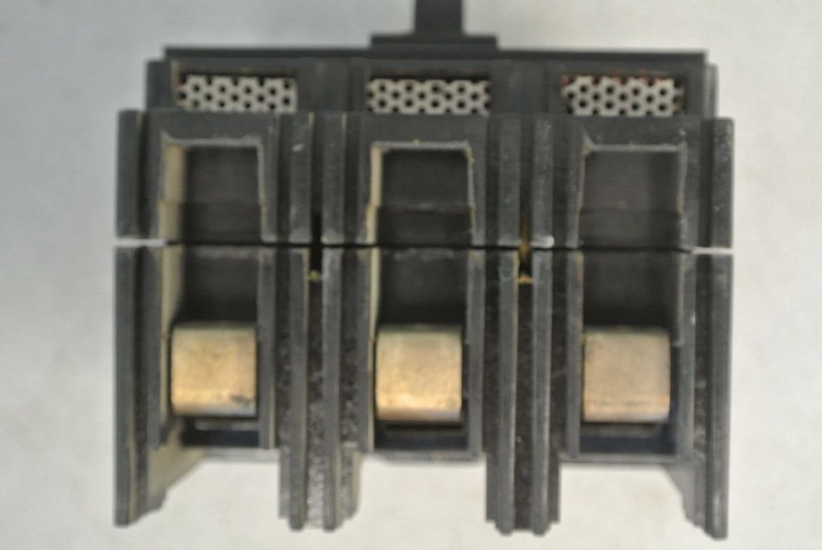 GE TEF134015 CIRCUIT BREAKER - 480VAC, 15A, 3-POLE
