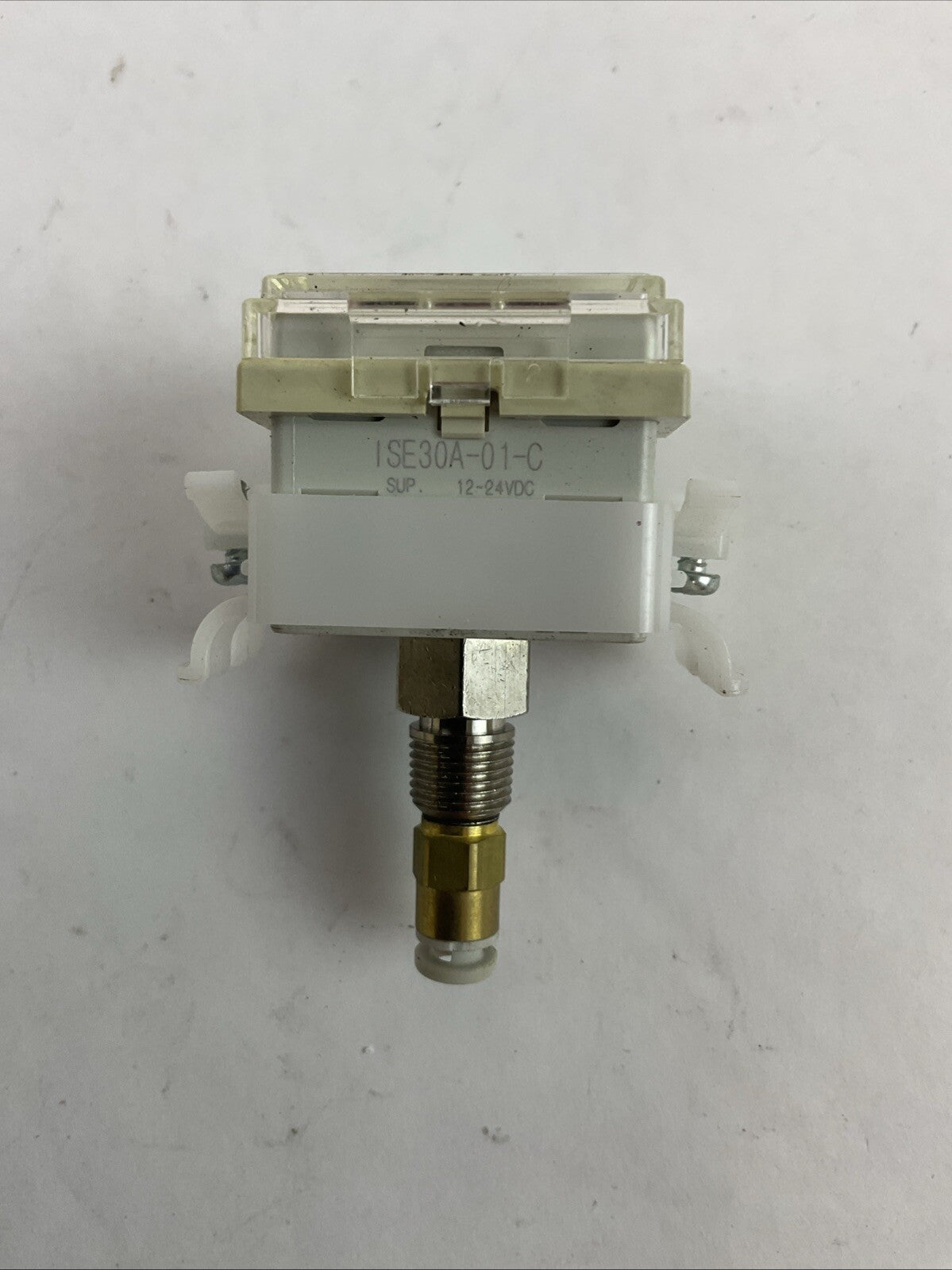 SMC ISE30A-01-C PRESSURE SWITCH 12-24VDC