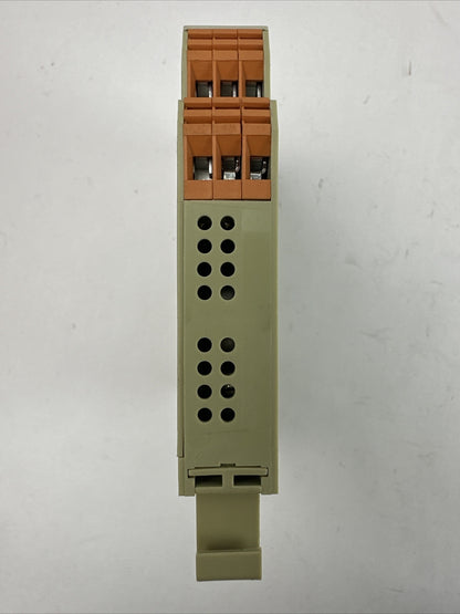 ACTION INSTRUMENT ULTRA SLIMPAK G448-0002 18-30VDC SIGNAL TRANSDUCER