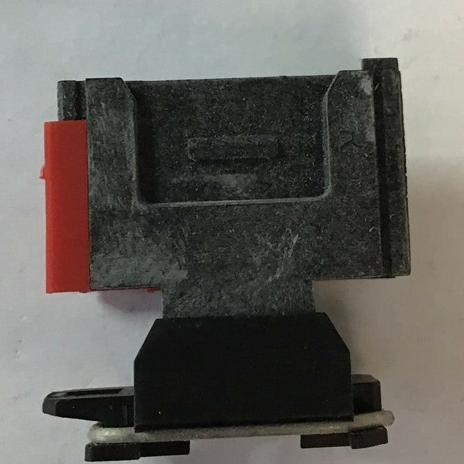 SQUARE D 9001 DA 01 CONTACT BLOCK ***LOTOF3***