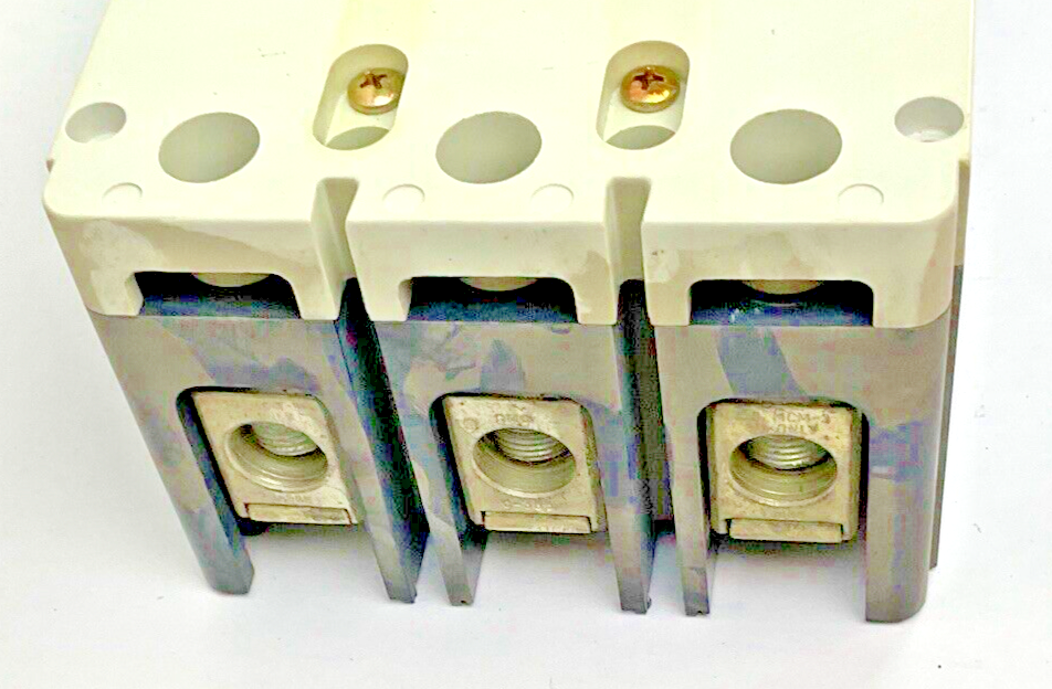 WESTINGHOUSE KDB3300W CIRCUIT BREAKER 600VAC 300A 3POLE KT3300T