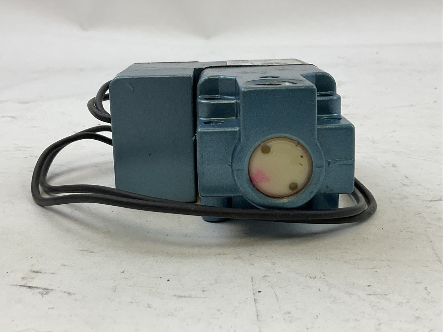 MAC 225A-111AA SOLENOID VALVE 120VAC 60HZ 110VAC 50HZ 24VDC 15.0WATTS 150PSI