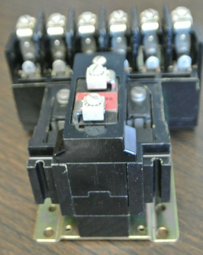 ALLEN-BRADLEY 700-BR600 TYPE BR AC RELAY 6 N.O. / 120V, 60Hz / NEW SURPLUS