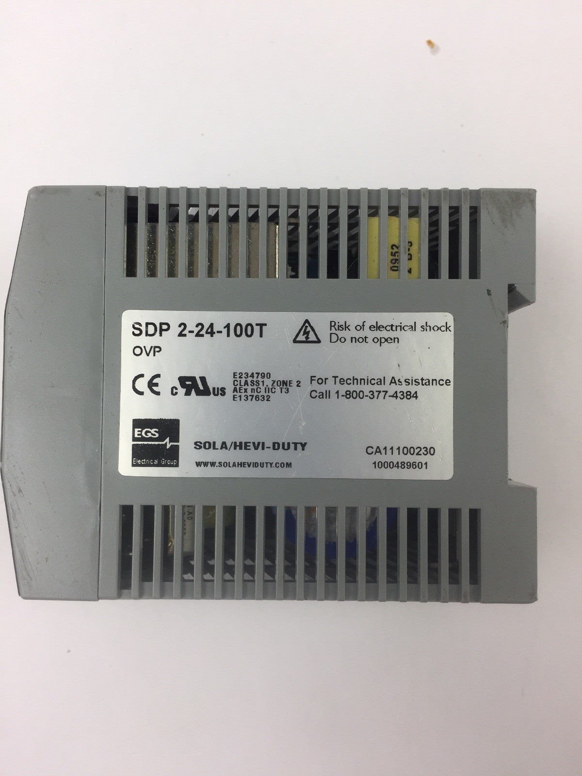 SOLA SDP 2-24-100T POWER SUPPLY INPUT 115/230 VAC 1.1/0.7 A OUTPUT 24 VDC 2.1 A