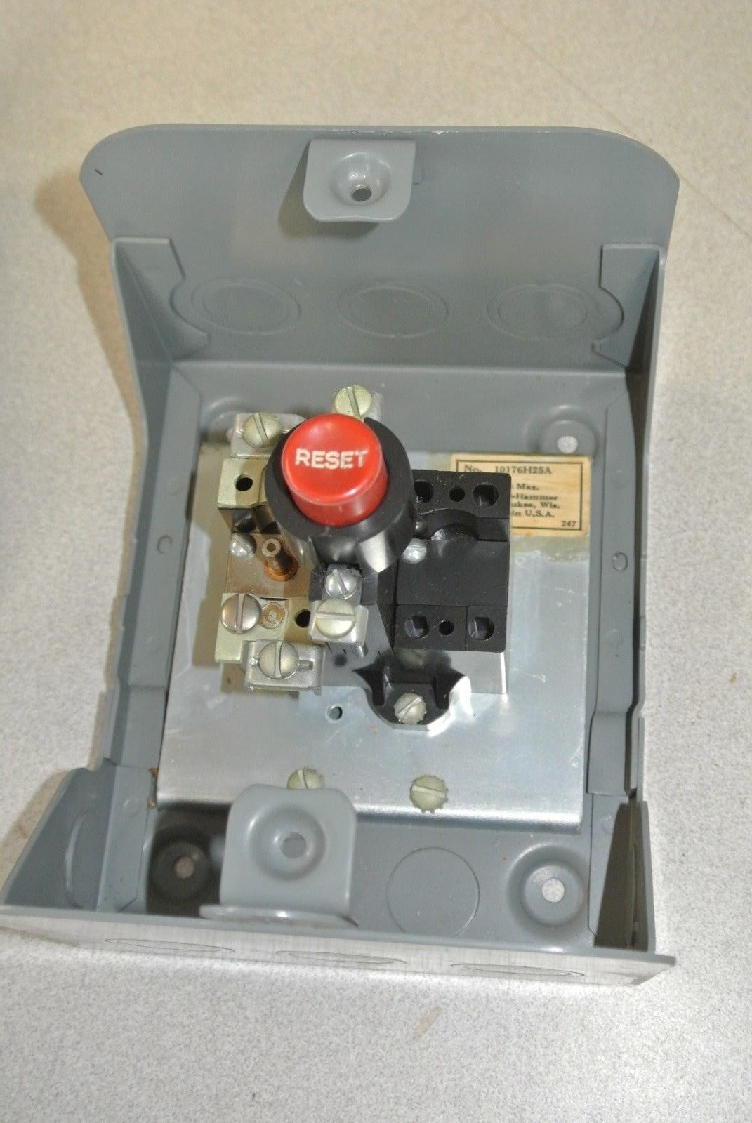 CUTLER-HAMMER 10176H25A AC THERMAL OVERLOAD RELAY / 600V / N.C. / NEW SURPLUS