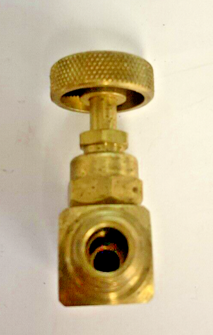 GENERANT 3000-6-T 1/4" MxF NEEDLE VALVE