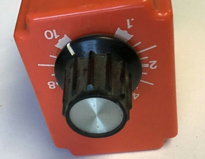 NATIONAL CONTROLS T1K-10-461 SOLID STATE TIMER .1-10SEC. 120VAC 50/60HZ