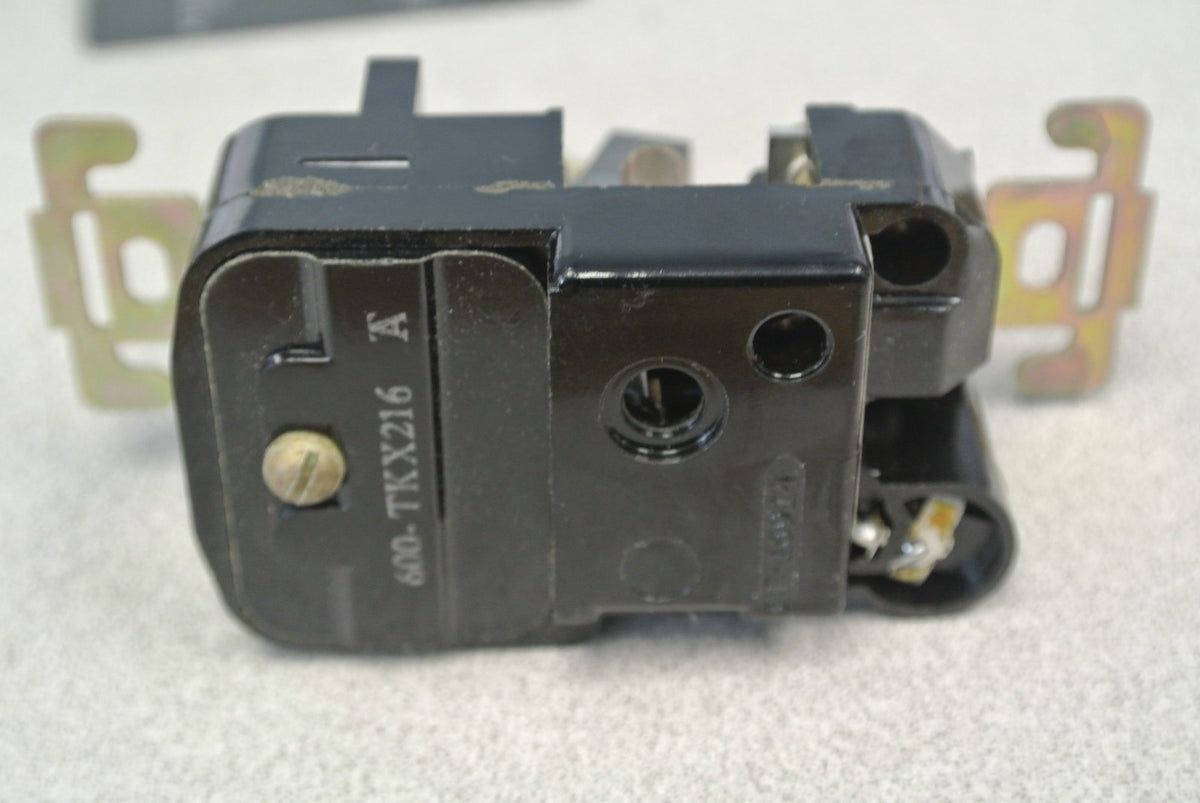 ALLEN-BRADLEY 600-TKX216 / MANUAL MOTOR STARTING SWITCH, TOGGLE / NEW SURPLUS
