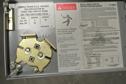 CHALLENGER FCSCS323R - TWIN PANELBOARD SWITCH - 240V, 60A & 100A, 3 POLE